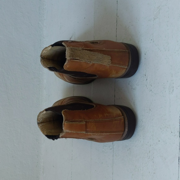 Red Wing Heritage Chelsea Boots - Picture 3 of 6